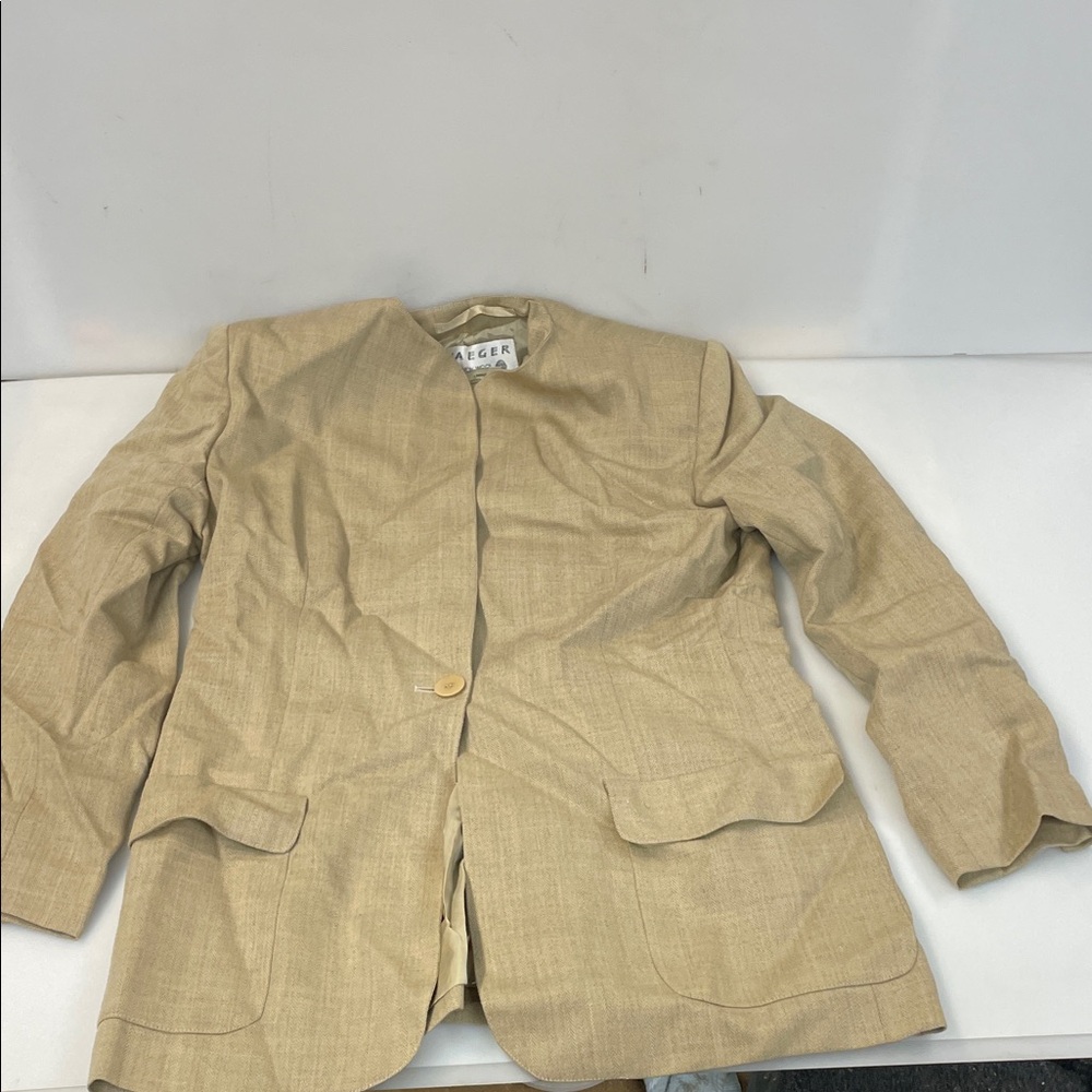 Vintage 80s Jaeger of Great Britain Beige Blazer with Button Detail size 10